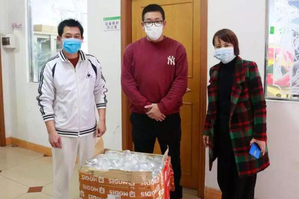 同舟共濟(jì)，共克時艱——榮業(yè)食品在行動