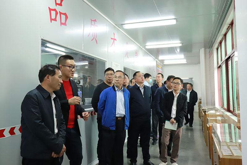 貴州六盤水市農(nóng)業(yè)農(nóng)村局到黃圃鎮(zhèn)考察調(diào)研，走訪榮業(yè)食品